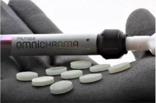 In vitro Assessment of the Color Stability of Two Resin Composites